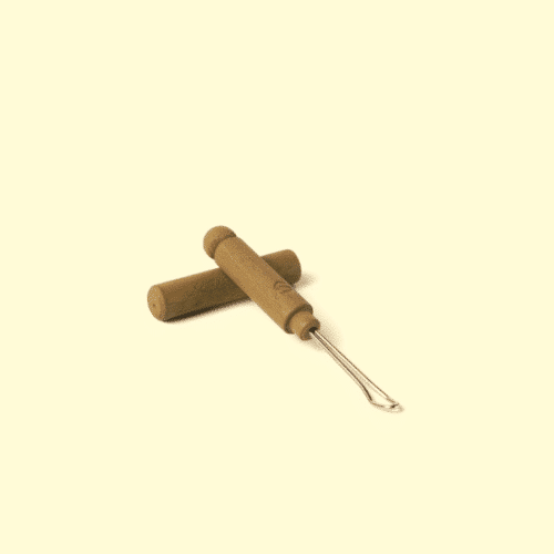 Cure-oreille avec capuchon kaki, escurette
