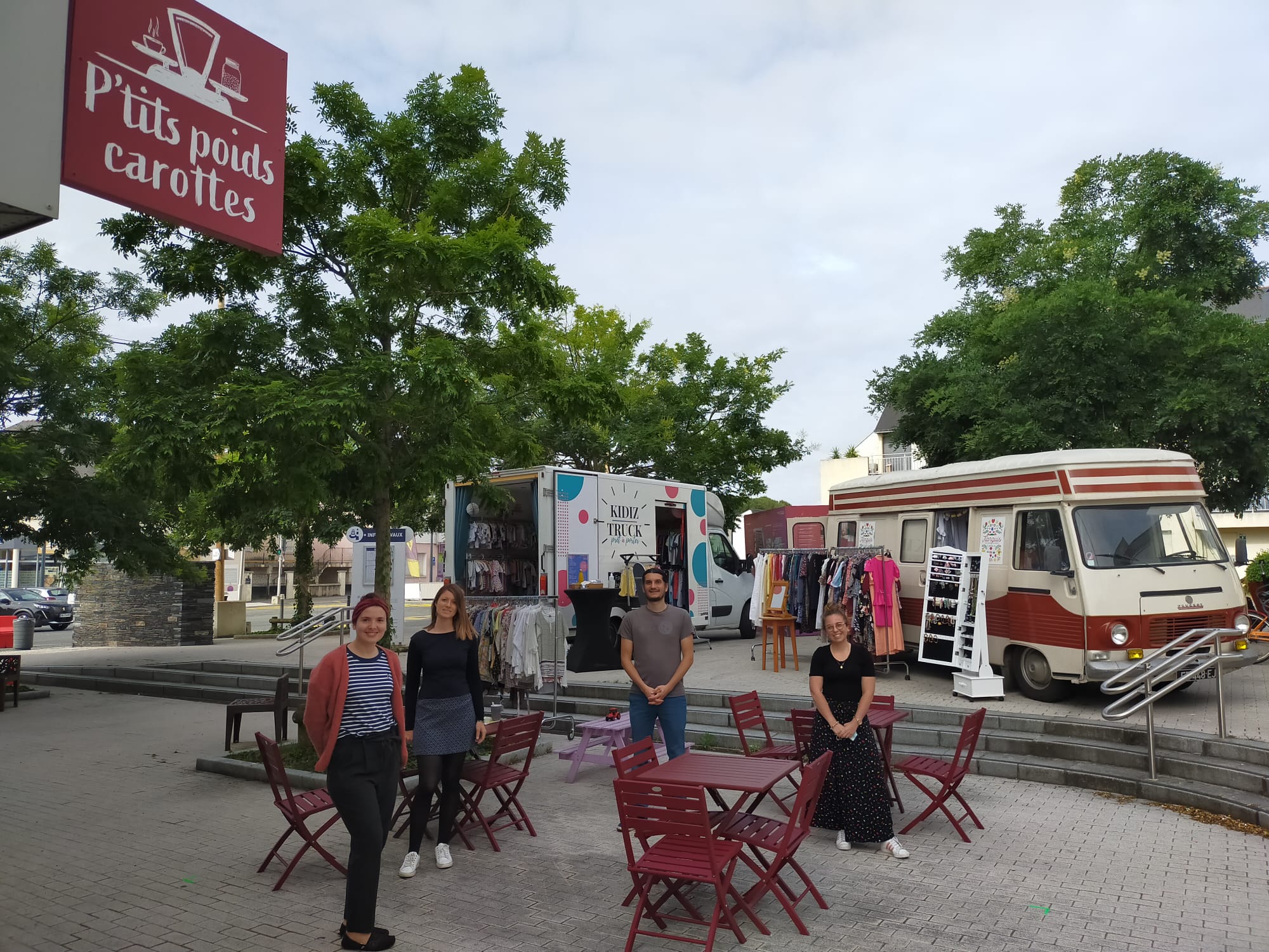 Vente de vêtement seconde main P'tits poids carottes